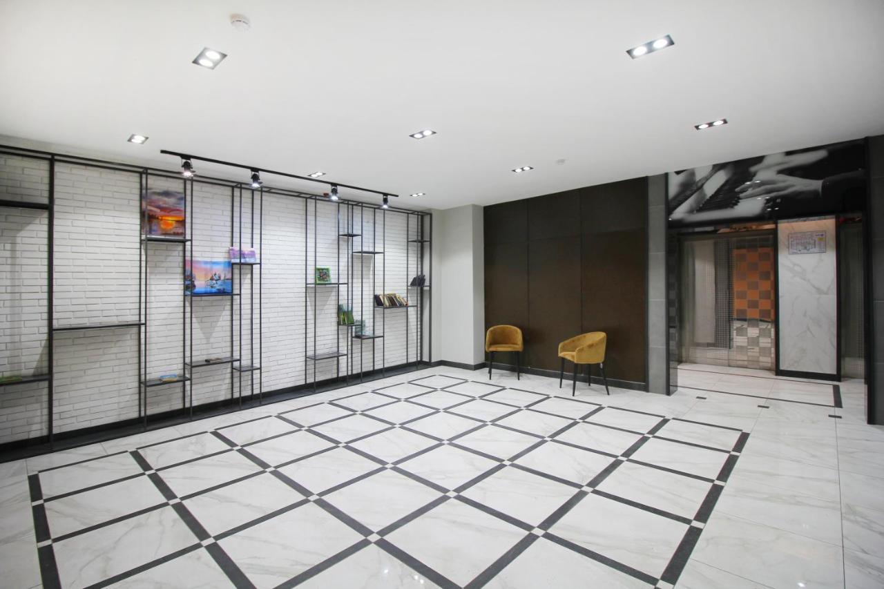 Стильные Апартаменты В Лучшем Жк Almaty Exterior foto